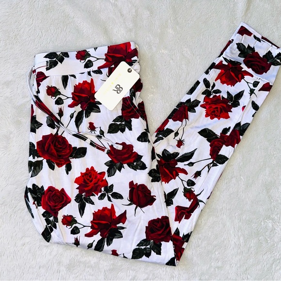 NWT Bums & Roses Bamboo Mama Joggers - Picture 3 of 6